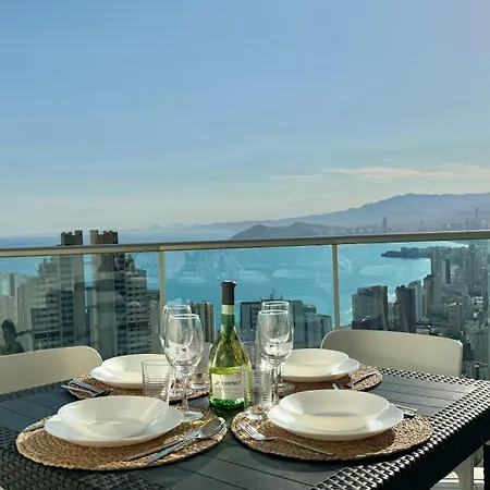 Skyline 27 *