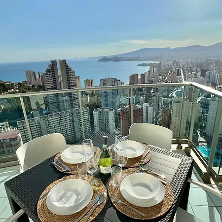 Skyline 27 Benidorm Apartamento *